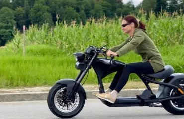 What are the advantages of Mangosteen electric scooter?